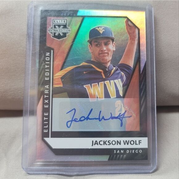 Jackson Wolf autographed holographic rookie card 2021 Panini Elite Extra Edition - Picture 1 of 13